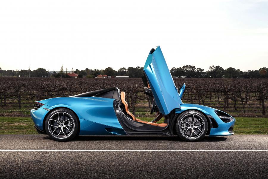  McLaren 720S Spider 2019 года  (AU) (фото 6 из 18)